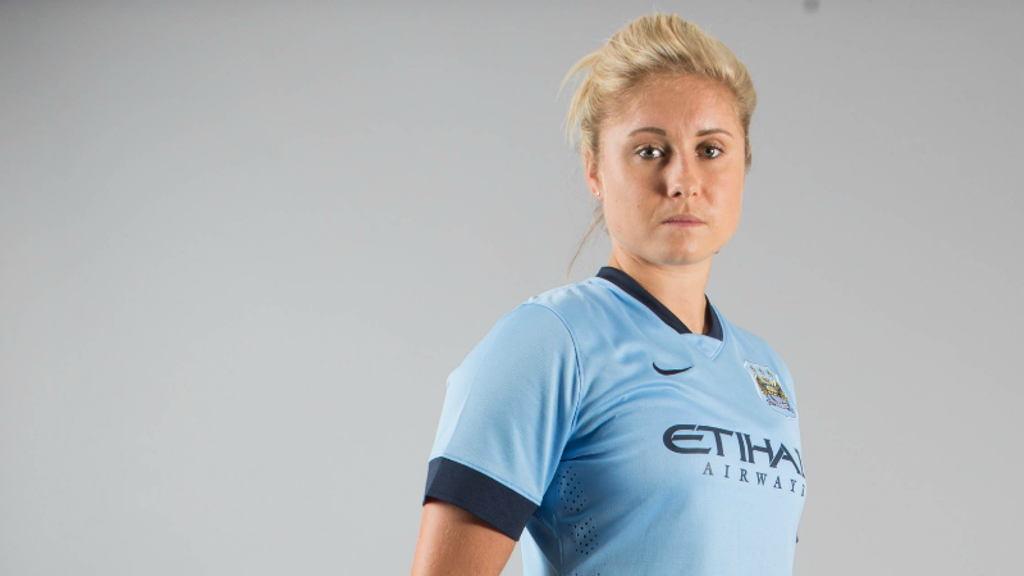 Manchester City Women Sign Lucy Bronze